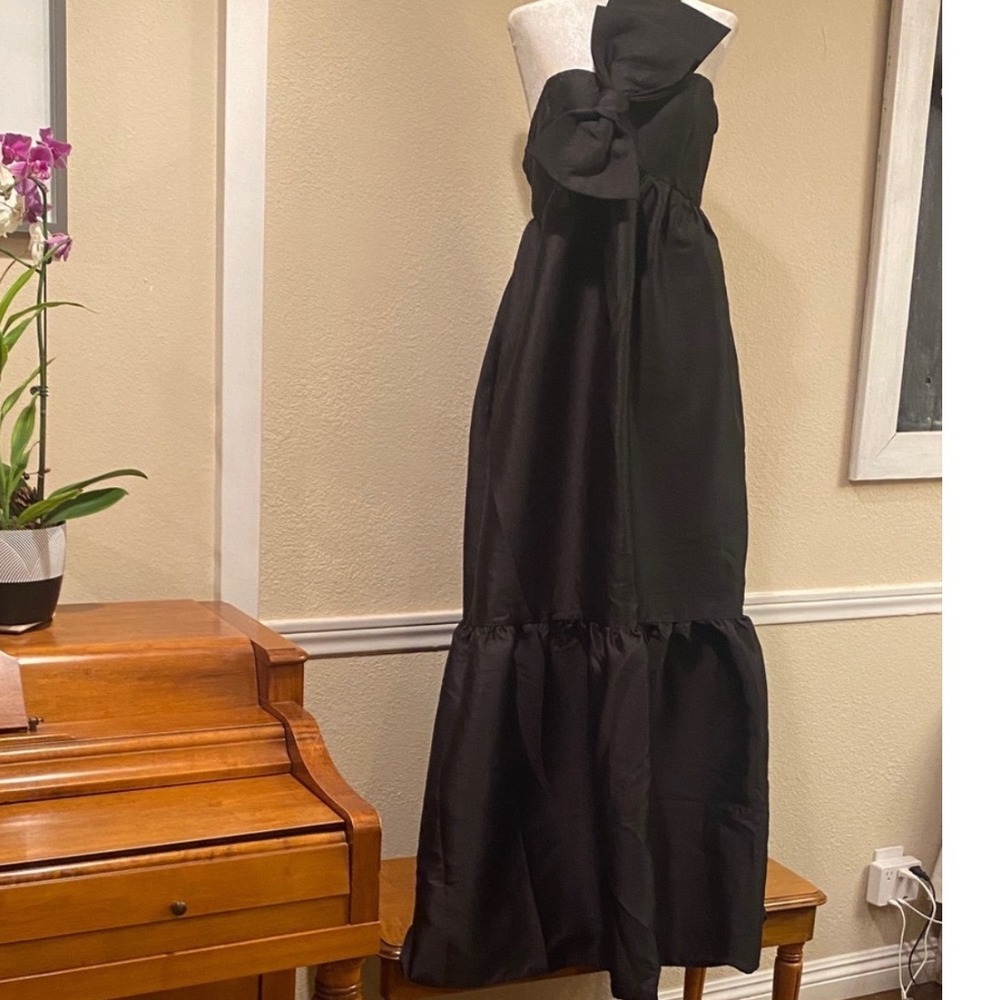 Petal & Pup Bettina Black One Shoulder Bow Maxi Dress Size M Bump Friendly - Picture 2 of 11